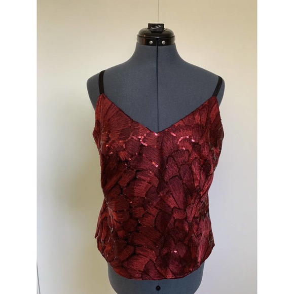 White House Black Market- Red EMBROIDERED SEQUIN CAMISOLE, Size Medium- PreOwned - Picture 2 of 12